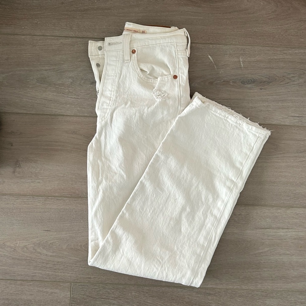 Levi’s Ribcage straight ankle jeans